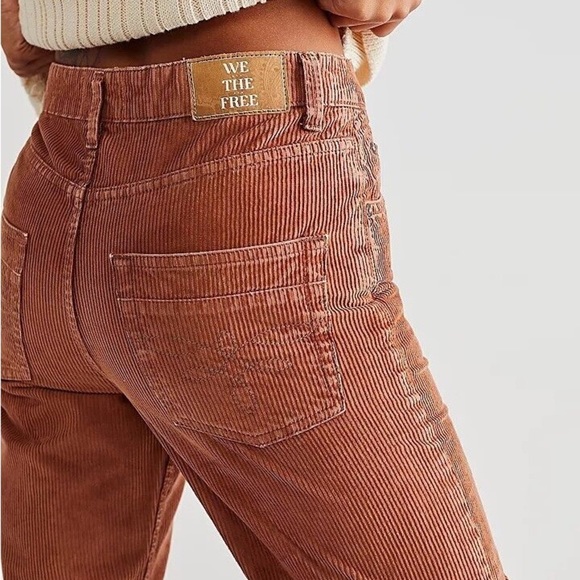 Free People Pax Slim Cord Boyfriend Jeans NWOT - Picture 3 of 4